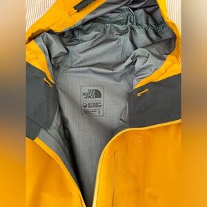 NORTHFACE women's ski/snowboard shell jacket